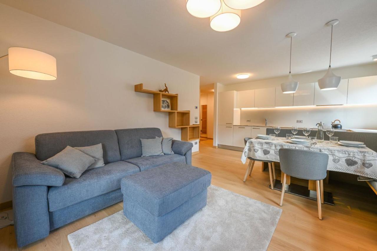 Casa Al Parco Deluxe Villa Canazei Luaran gambar